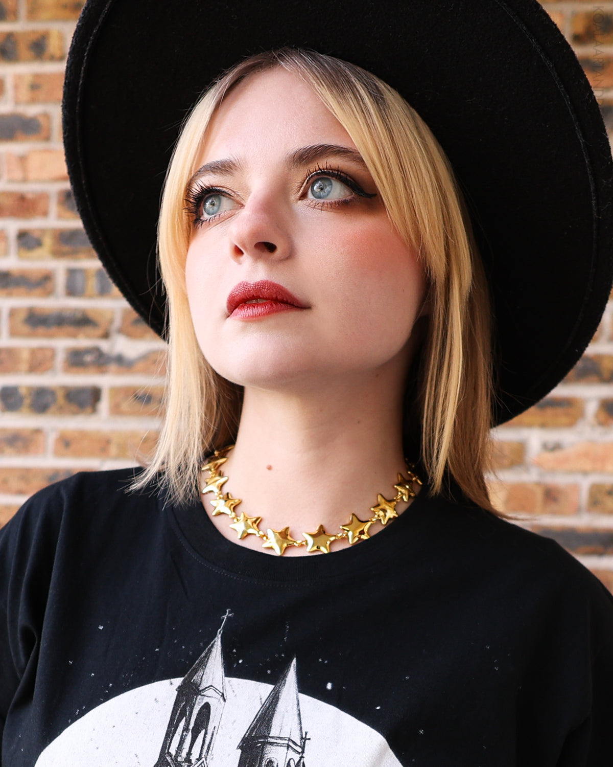 Stellar Star Necklace Gold